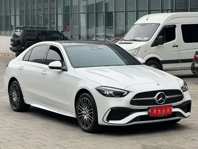 Mercedes-Benz C-Class 2023, 19000 км, за 21691.19 USD
