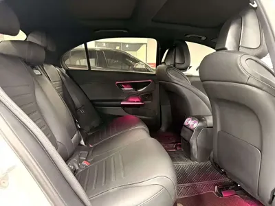 Mercedes-Benz C-Class 2023, 19000 км, за 21691.19 USD - фото 9