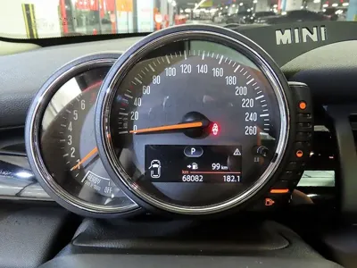 MINI Cooper 2016, 68019 км, за 5244.85 USD - фото 9