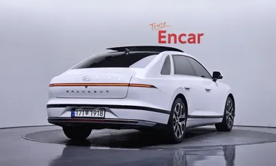 Hyundai Grandeur 2023, 21275 км, за 23500.07 USD