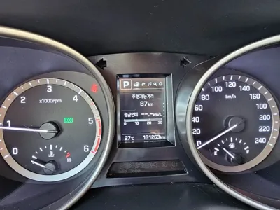 Hyundai Santafe 2016, 131263 км, за 6498.83 USD - фото 17