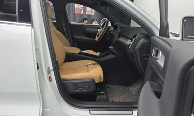Volvo XC40 2021, 101561 км, за 17451.32 USD - фото 11