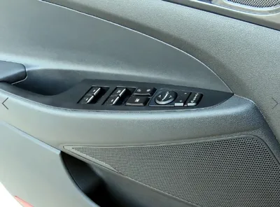 Hyundai Tucson 2019, 48849 км, за 11198.7 USD - фото 11