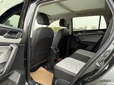 Volkswagen Tayron 2022, 27000 км, за 26456.23 USD - фото 8
