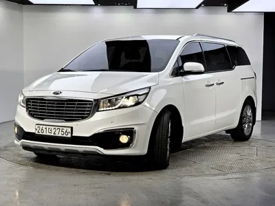 Kia Canival · 2018 год