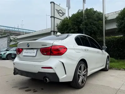 BMW 1 Series 2019, 76000 км, за 9695.14 USD