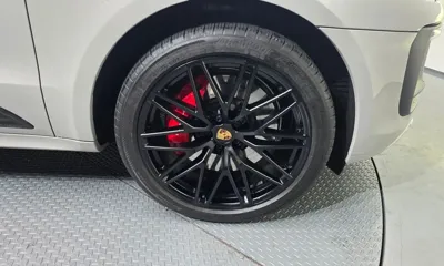 Porsche Macan 2023, 46195 км, за 61446.97 USD