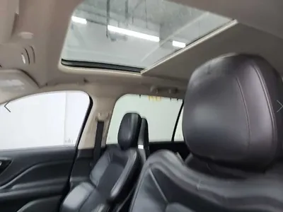 Lincoln Aviator 2021, 54400 км, за 31842.14 USD - фото 14