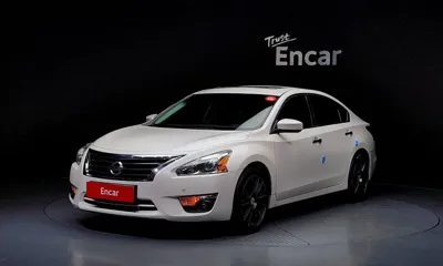 Nissan Altima · 2013 год