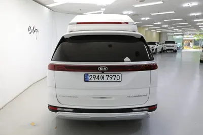 Kia Canival 2021, 46281 км, за 22607.1 USD