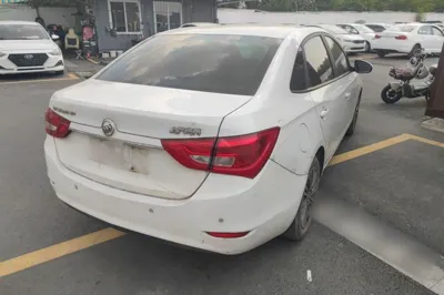 Buick GT 2017, 138600 км, за 5462 USD