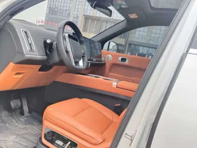 Li Auto Li L7 2023, 56000 км, за 27818.27 USD