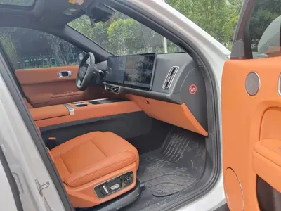 Li Auto Li L7 2023, 56000 км, за 27818.27 USD - фото 6