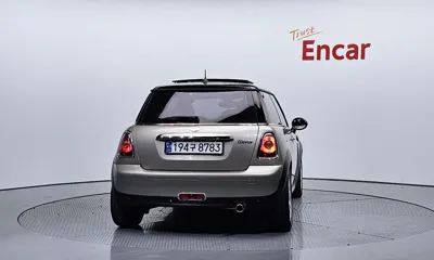 MINI Cooper 2007, 108999 км, за 3278.14 USD