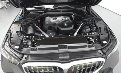 BMW 5-Series 2025, 5053 км, за 45928.36 USD - фото 6
