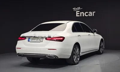 Mercedes-Benz E-Class 2023, 79630 км, за 27668.15 USD
