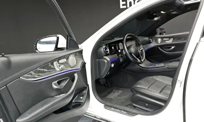 Mercedes-Benz E-Class 2023, 79630 км, за 27668.15 USD - фото 10