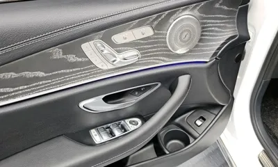Mercedes-Benz E-Class 2023, 79630 км, за 27668.15 USD - фото 20
