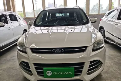 Ford Kuga 2015, 154600 км, за 5207 USD