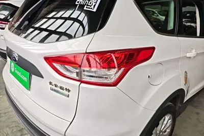 Ford Kuga 2015, 154600 км, за 5207 USD - фото 14