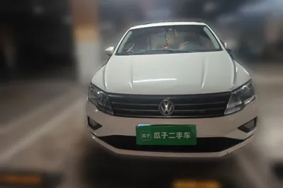 Volkswagen Jetta 2017, 81100 км, за 4078 USD