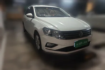 Volkswagen Jetta 2017, 81100 км, за 4078 USD
