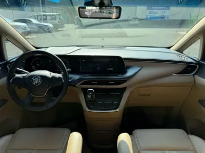 Buick GL8 2020, 80000 км, за 14586.91 USD - фото 9