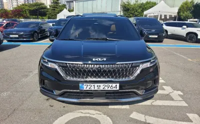 Kia Canival 2023, 59744 км, за 16404.1 USD