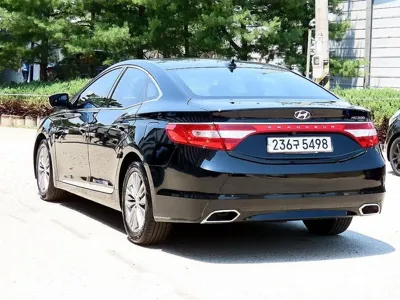 Hyundai Grandeur 2017, 153233 км, за 4923.2 USD