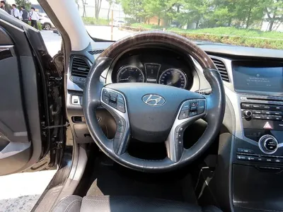 Hyundai Grandeur 2017, 153233 км, за 4923.2 USD - фото 8