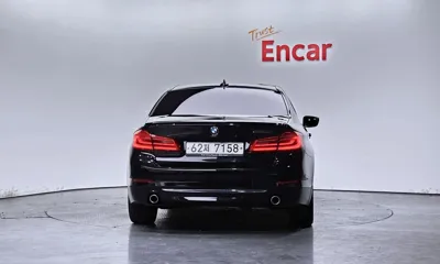 BMW 5-Series 2018, 145009 км, за 12552.89 USD