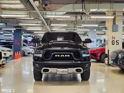 Dodge Ram Pick Up 2019, 89500 км, за 36886.08 USD - фото 3
