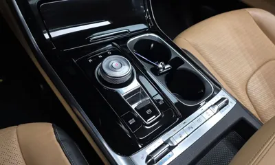 Kia Canival 2023, 38171 км, за 23893.92 USD - фото 9