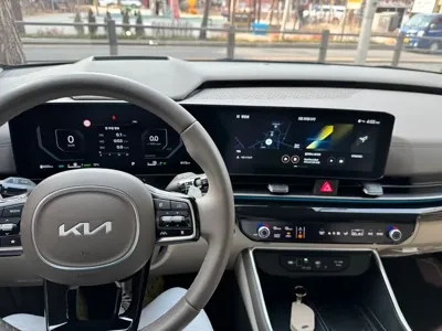 Kia Canival 2025, 19500 км, за 31099.25 USD - фото 6