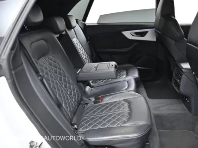 Audi Q8 2020, 74131 км, за 40629.25 USD - фото 12