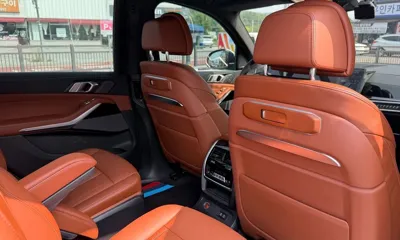 BMW X7 2024, 42380 км, за 68990.26 USD - фото 12