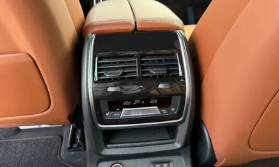 BMW X7 2024, 42380 км, за 68990.26 USD - фото 20