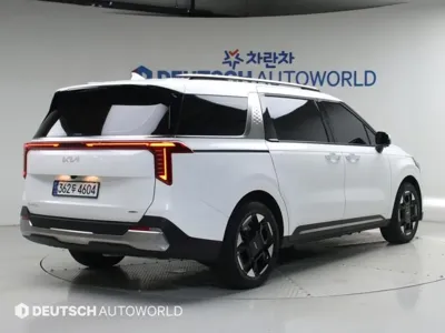 Kia Canival 2025, 29646 км, за 27504.27 USD