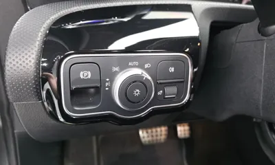 Mercedes-Benz A-Class 2023, 39061 км, за 15754.23 USD - фото 19