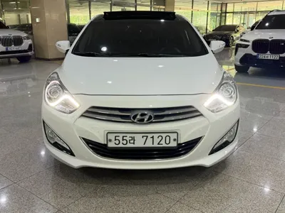 Hyundai i40 2014, 164385 км, за 3872.92 USD