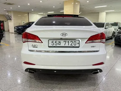 Hyundai i40 2014, 164385 км, за 3872.92 USD