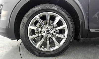Kia Sorento 2017, 122165 км, за 9715.11 USD