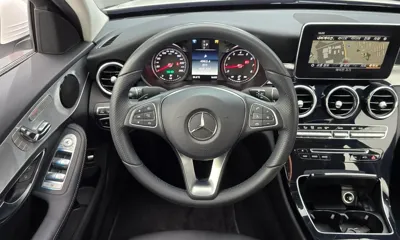 Mercedes-Benz C-Class 2018, 48037 км, за 14657.99 USD - фото 13
