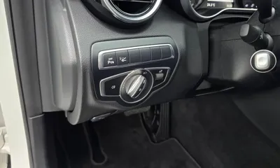 Mercedes-Benz C-Class 2018, 48037 км, за 14657.99 USD - фото 18