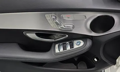 Mercedes-Benz C-Class 2018, 48037 км, за 14657.99 USD - фото 20