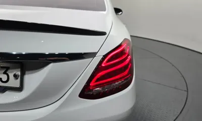 Mercedes-Benz C-Class 2018, 48037 км, за 14657.99 USD - фото 23
