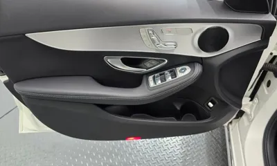 Mercedes-Benz C-Class 2018, 48037 км, за 14657.99 USD - фото 24