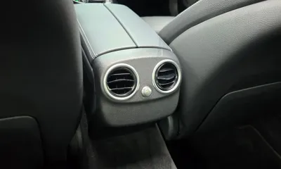 Mercedes-Benz C-Class 2018, 48037 км, за 14657.99 USD - фото 29