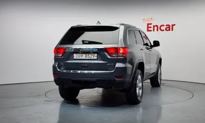 Jeep Cherokee 2012, 252845 км, за 4294.68 USD