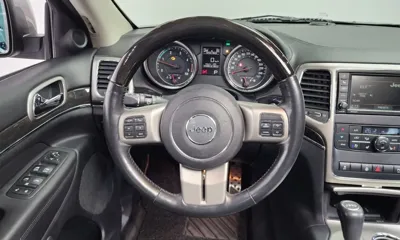 Jeep Cherokee 2012, 252845 км, за 4294.68 USD - фото 13